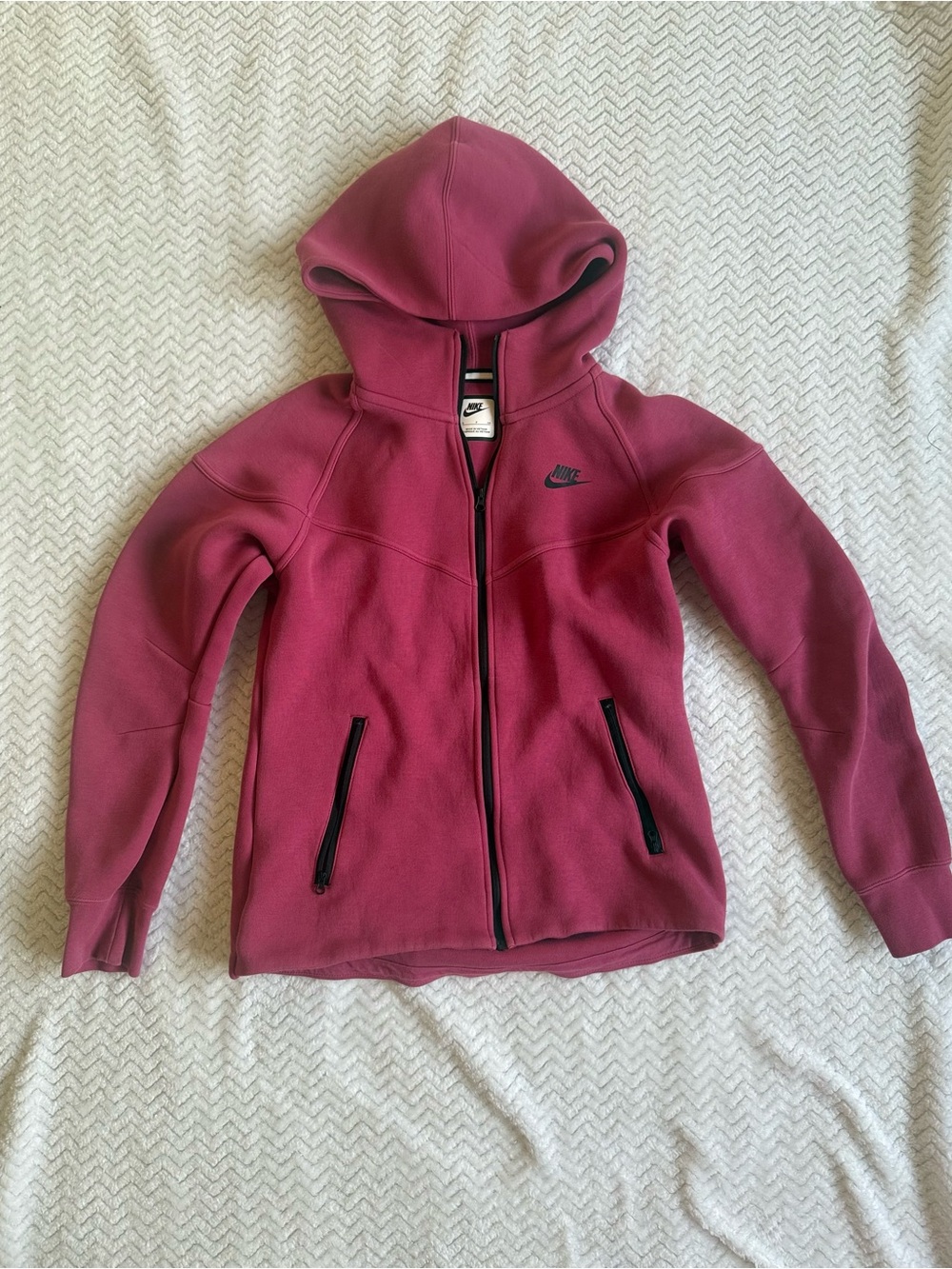 Women’s Pink Nike Tech Size Small